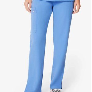 COPY - FIGS Kade Cargo Scrub Pants